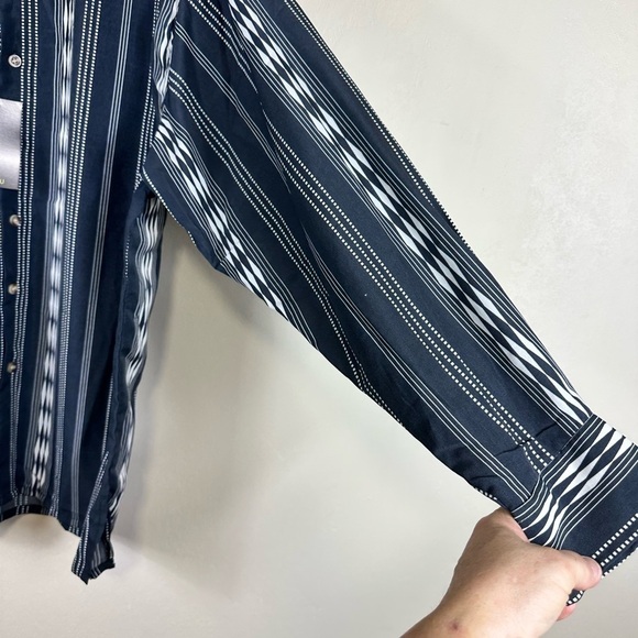 Gachu size large men’s button down dress shirt - Picture 3 of 4